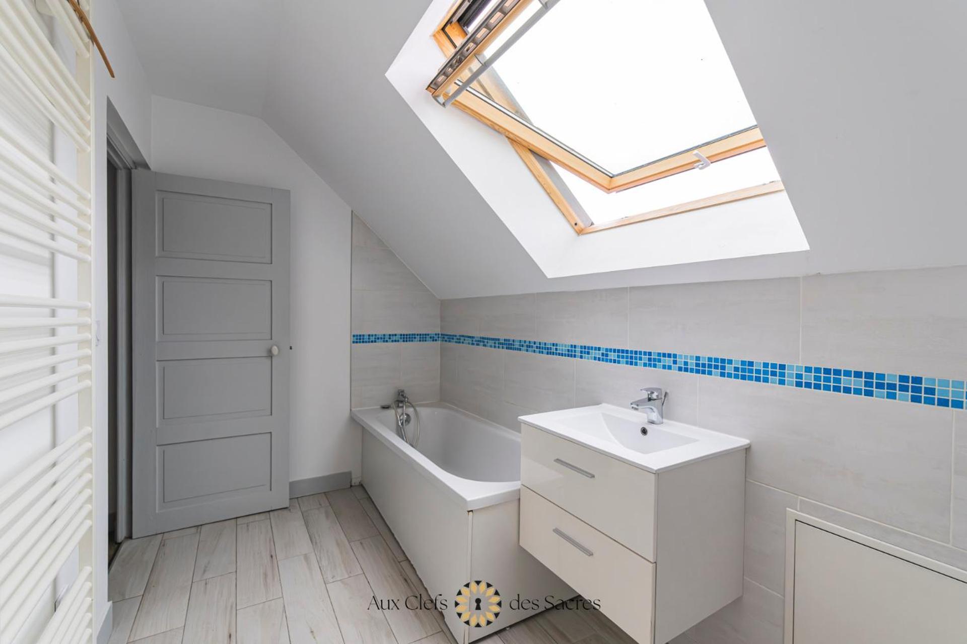Maison De Avec Cour Place Luton